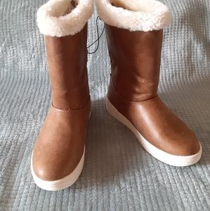 Cat&Jack brown boots for girl. Size 1